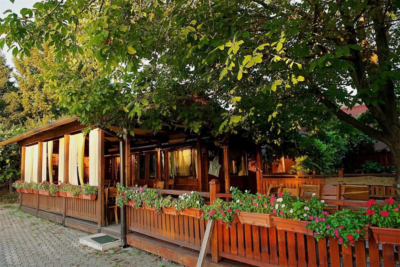 Vila Chess Belgrado Exterior foto