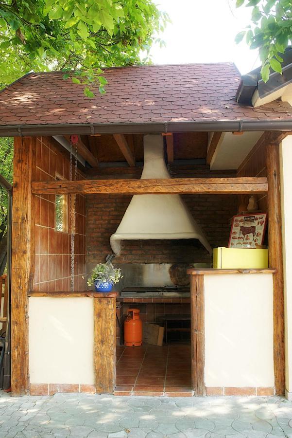 Vila Chess Belgrado Exterior foto